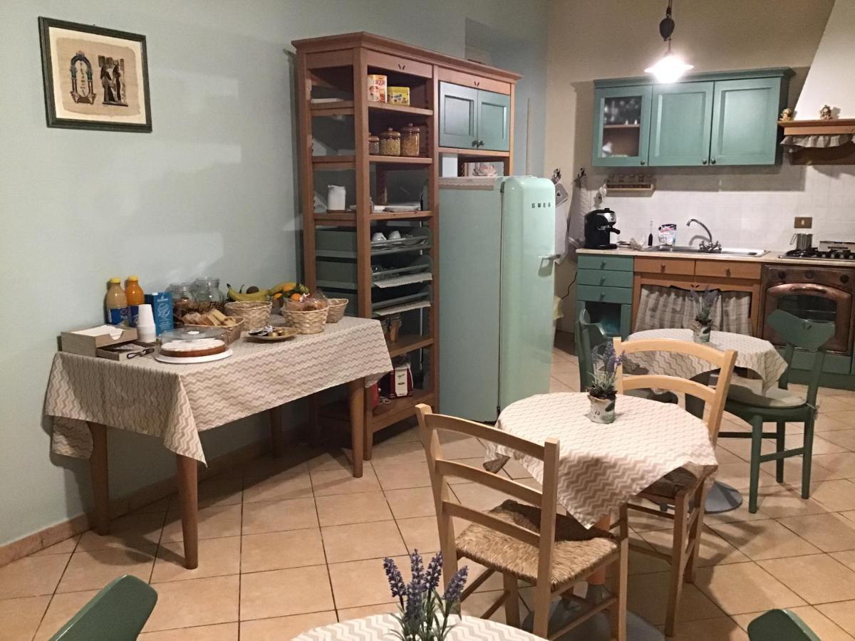 Achirina Bed And Breakfast Cisterna di Latina Εξωτερικό φωτογραφία