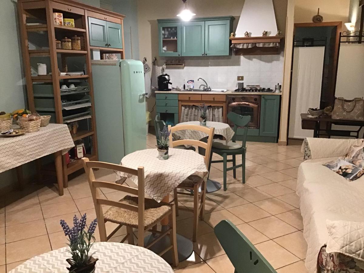 Achirina Bed And Breakfast Cisterna di Latina Εξωτερικό φωτογραφία